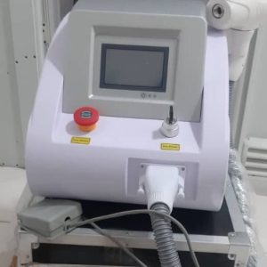 لیزر کیوسوئیچ پاکسازی تاتو وکربن تراپی پوست بهترین ورژن درحد پیکوشور
