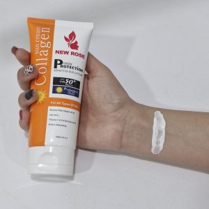 کرم ضد آفتاب بی رنگ برند نیو رز 50 spf حجم 130میل ماندگاری 24 ساعته