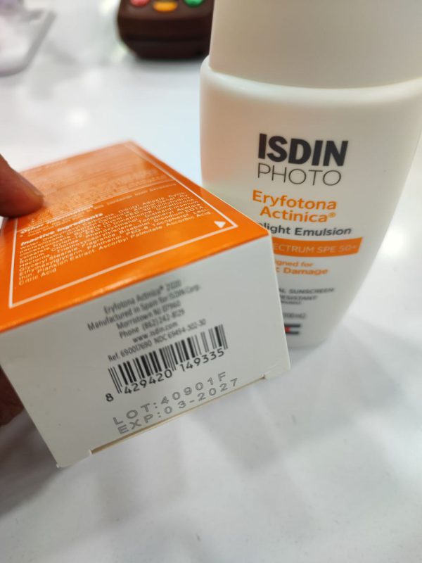 ضدافتاب ترمیم کننده ایزدین spf50 100ml