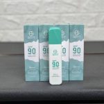 لوسیون ضدآفتاب استلین SPF90 آبرسان و مرطوب‌کننده
