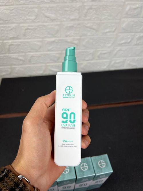 لوسیون ضدآفتاب استلین SPF90 آبرسان و مرطوبکننده