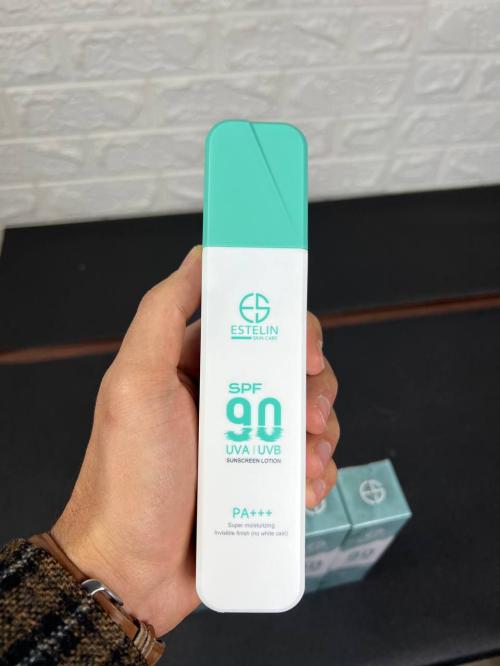لوسیون ضدآفتاب استلین SPF90 آبرسان و مرطوبکننده